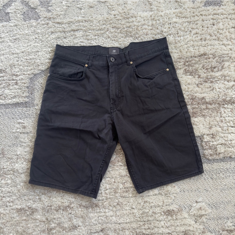 H&M | Men’s Shorts | Black | Size 34